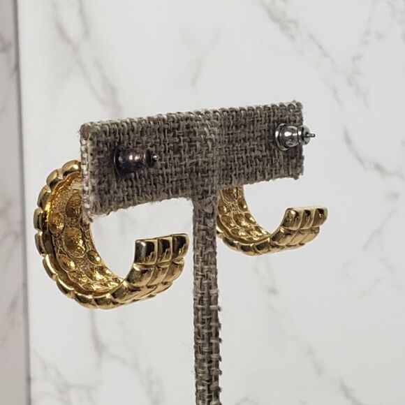 AVON Goldtone & Crystal Checkerboard Huggie Hoop Earrings - Picture 4 of 8